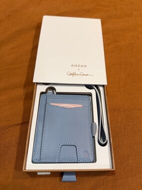 ANDAR The Denner Wristlet Wallet